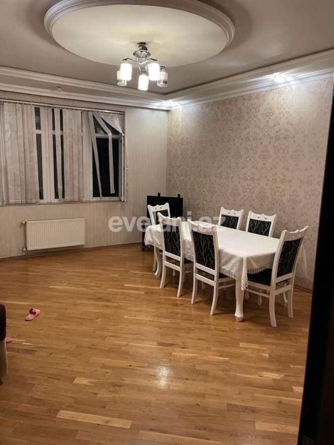 Satılır, yeni tikili, 3 otaqlı, 90 m², İnşaatçılar m.