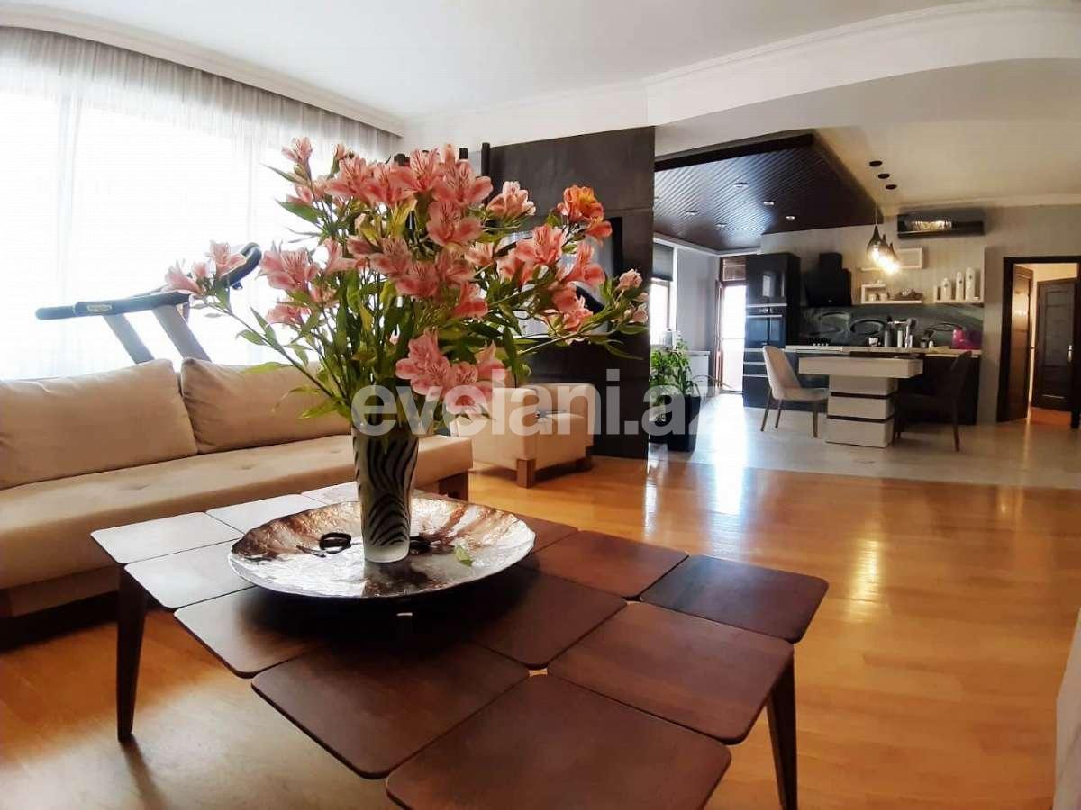 Satılır, yeni tikili, 4 otaqlı, 170 m², Şah İsmayıl Xətai m.