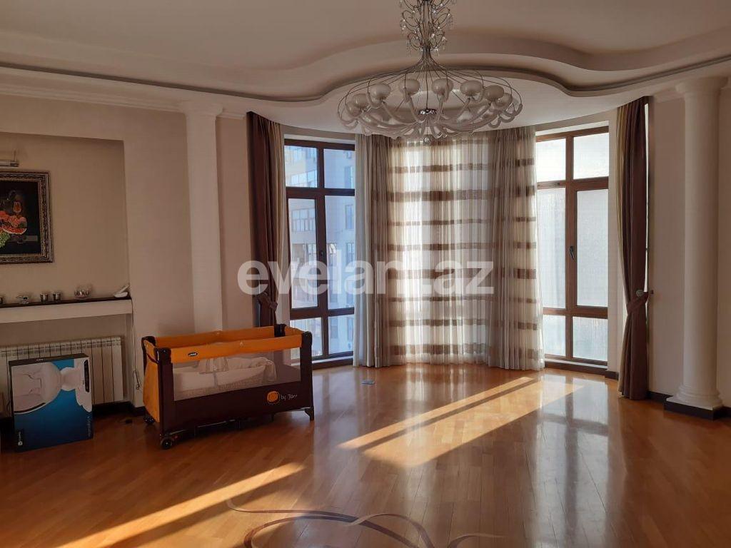 Satılır, yeni tikili, 5 otaqlı, 270 m², 28 may m.