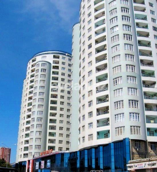 Satılır, yeni tikili, 4 otaqlı, 204 m², 28 may m.