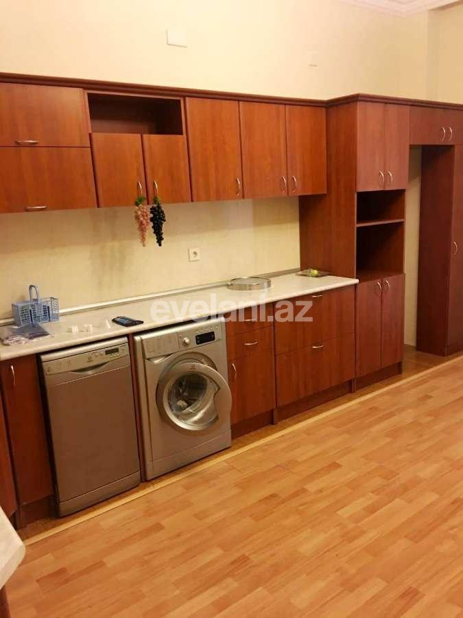 Satılır, yeni tikili, 4 otaqlı, 204 m², 28 may m.