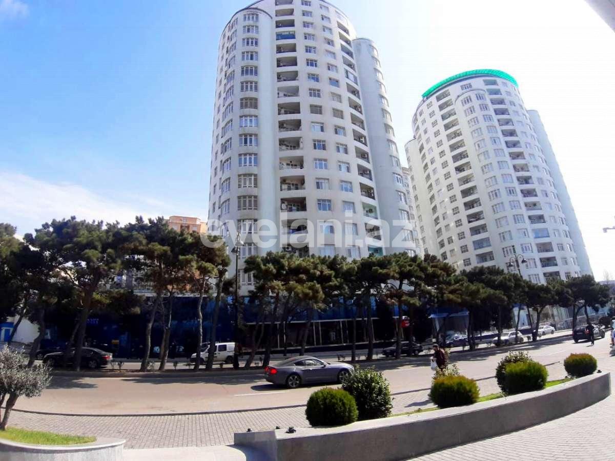 Satılır, yeni tikili, 4 otaqlı, 204 m², 28 may m.