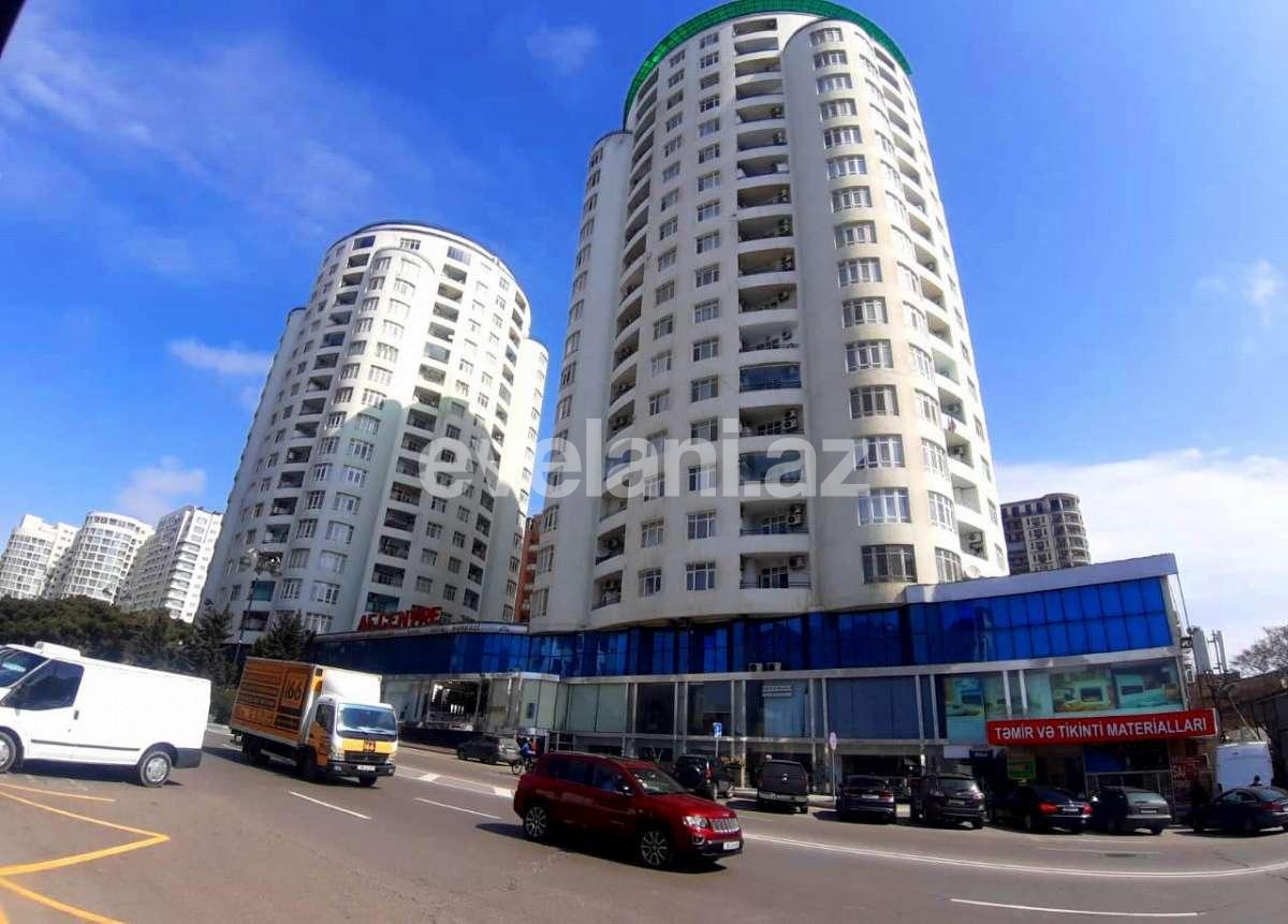 Satılır, yeni tikili, 4 otaqlı, 204 m², 28 may m.