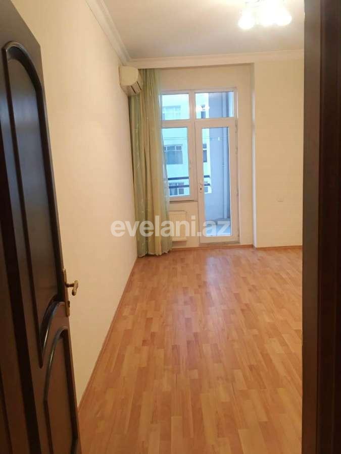 Satılır, yeni tikili, 4 otaqlı, 204 m², 28 may m.