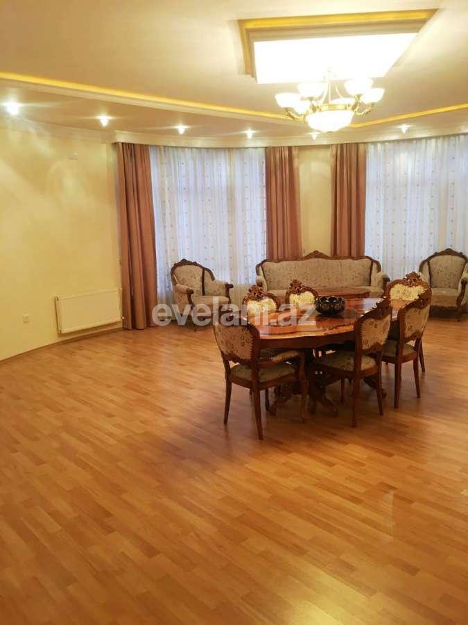 Satılır, yeni tikili, 4 otaqlı, 204 m², 28 may m.