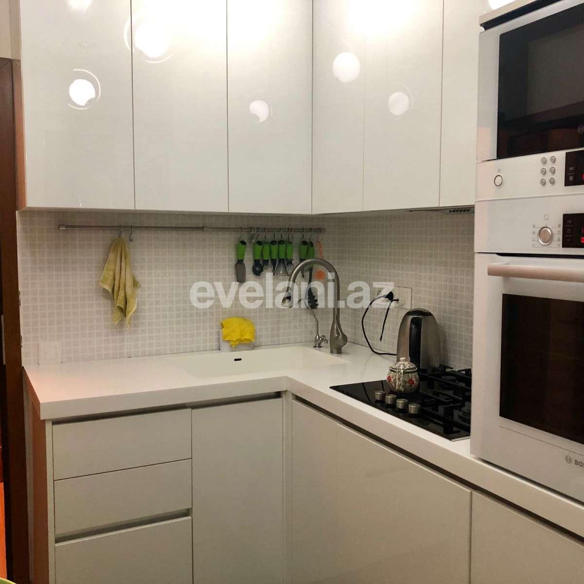 Sale, old building, 3 room, 73 m², Yasamal r.