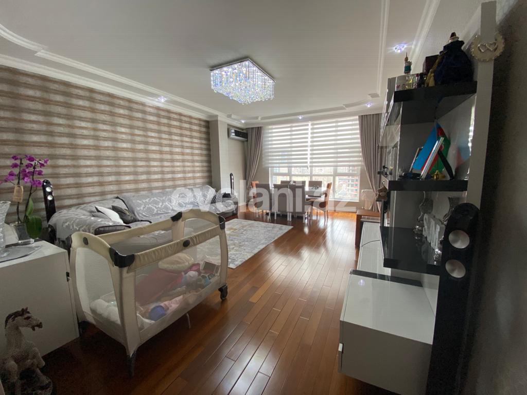 Satılır, yeni tikili, 3 otaqlı, 138 m², Şah İsmayıl Xətai m.