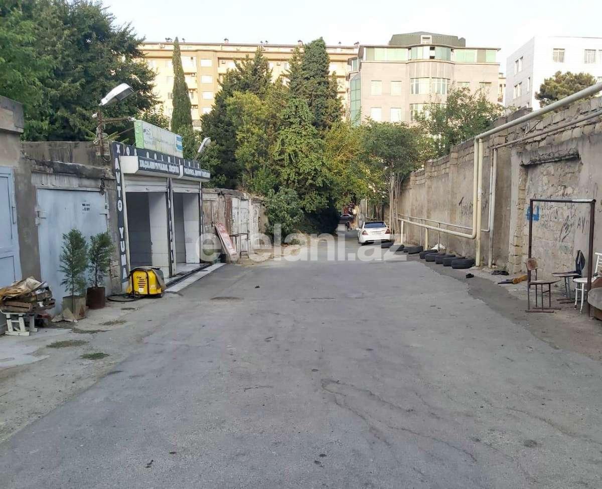 Продаётся, гараж, 21 m², Элмляр Академиясы m.
