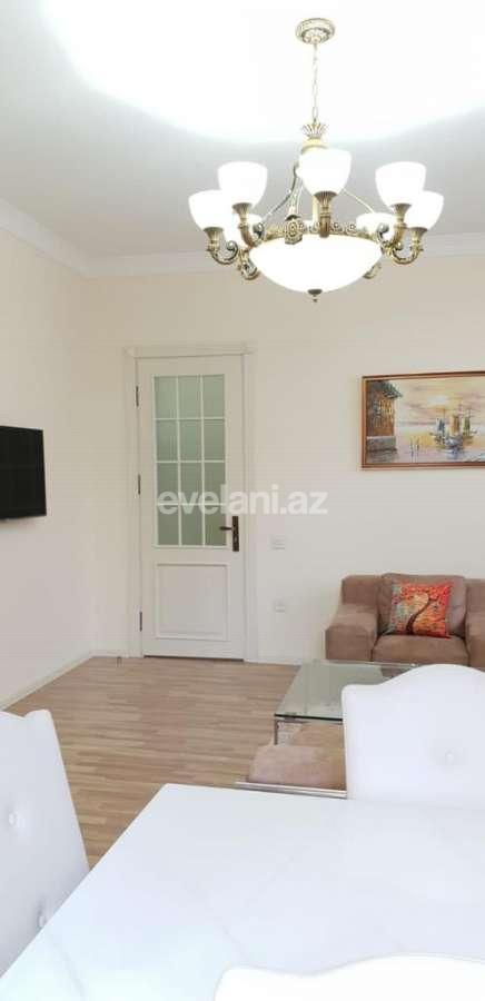 Sale, old building, 2 room, 50 m², Sabail r.