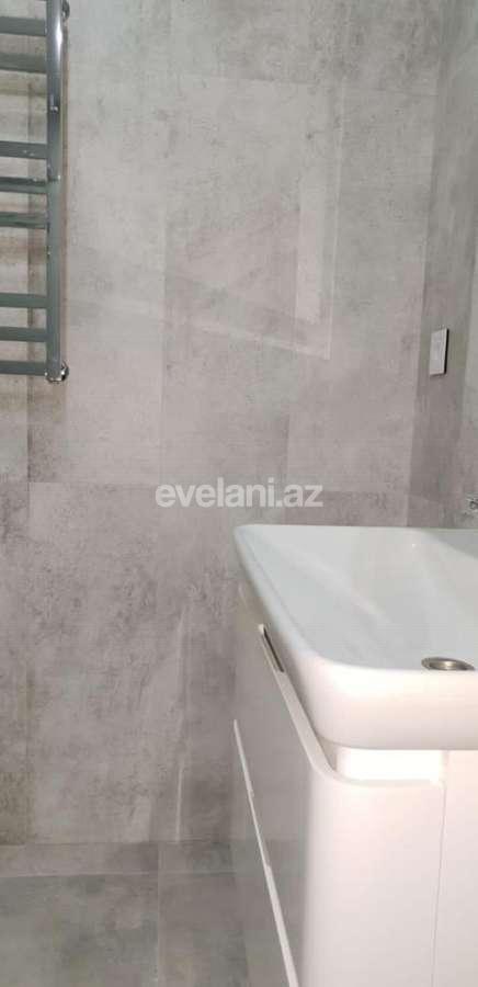 Sale, old building, 2 room, 50 m², Sabail r.