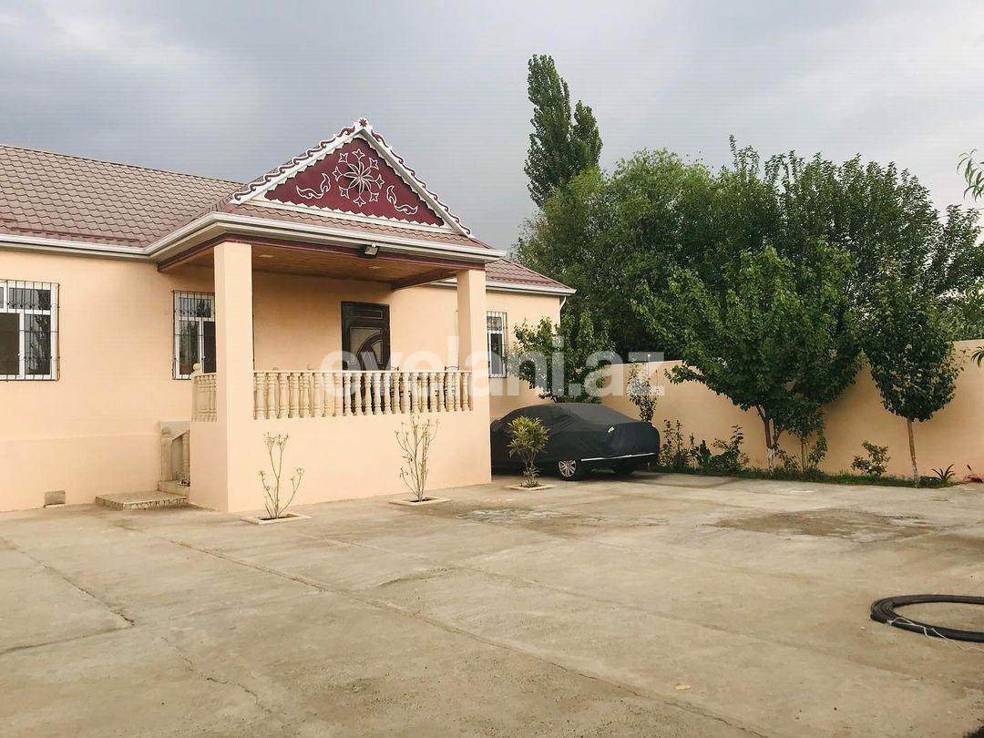 Satılır, həyət evi / bağ, 4 otaqlı, 120 m², Saatlı