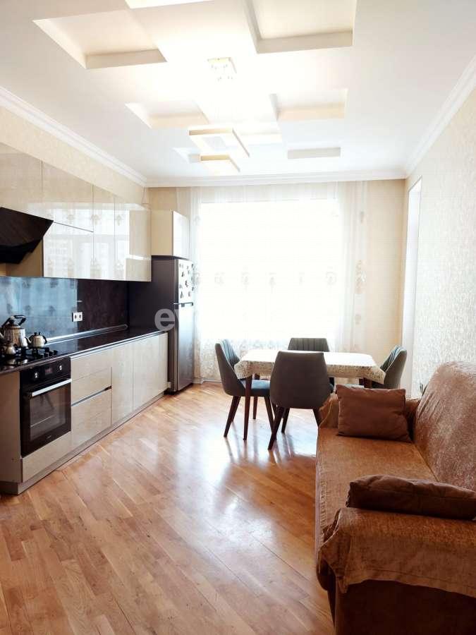 Satılır, yeni tikili, 4 otaqlı, 178 m², Şah İsmayıl Xətai m.