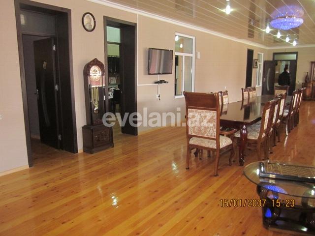 Satılır, həyət evi / bağ, 10 otaqlı, 700 m², Nardaran q.