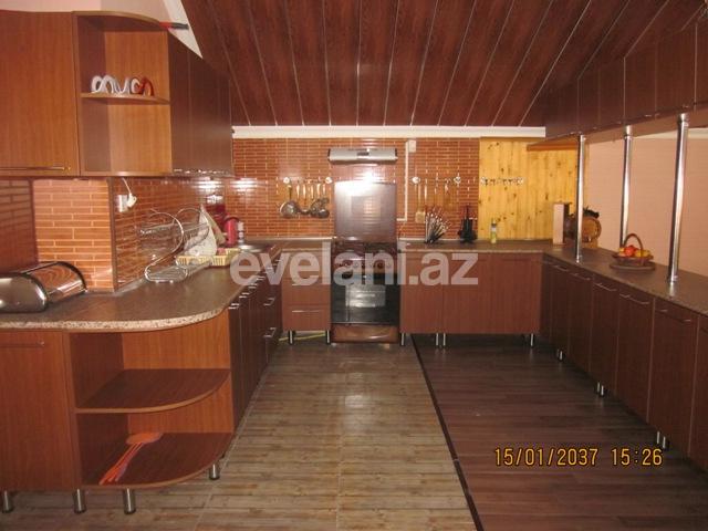 Satılır, həyət evi / bağ, 10 otaqlı, 700 m², Nardaran q.