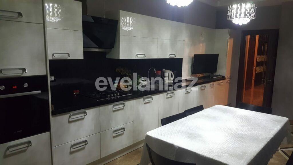 Satılır, yeni tikili, 6 otaqlı, 220 m², 28 may m.