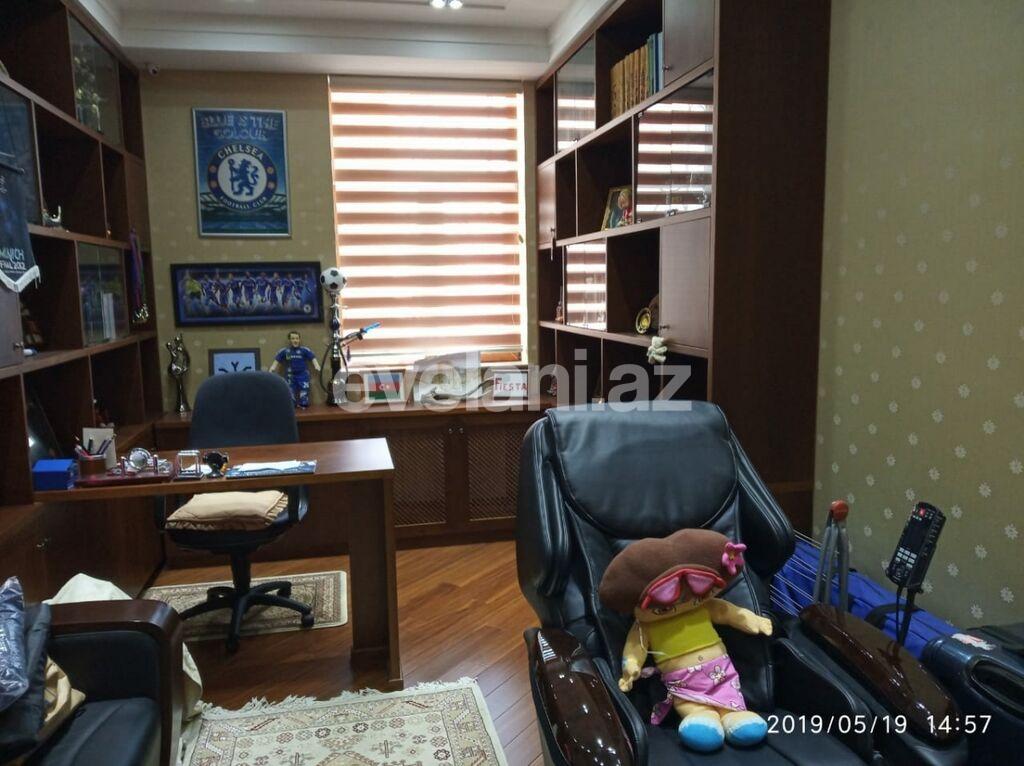 Satılır, yeni tikili, 6 otaqlı, 220 m², 28 may m.