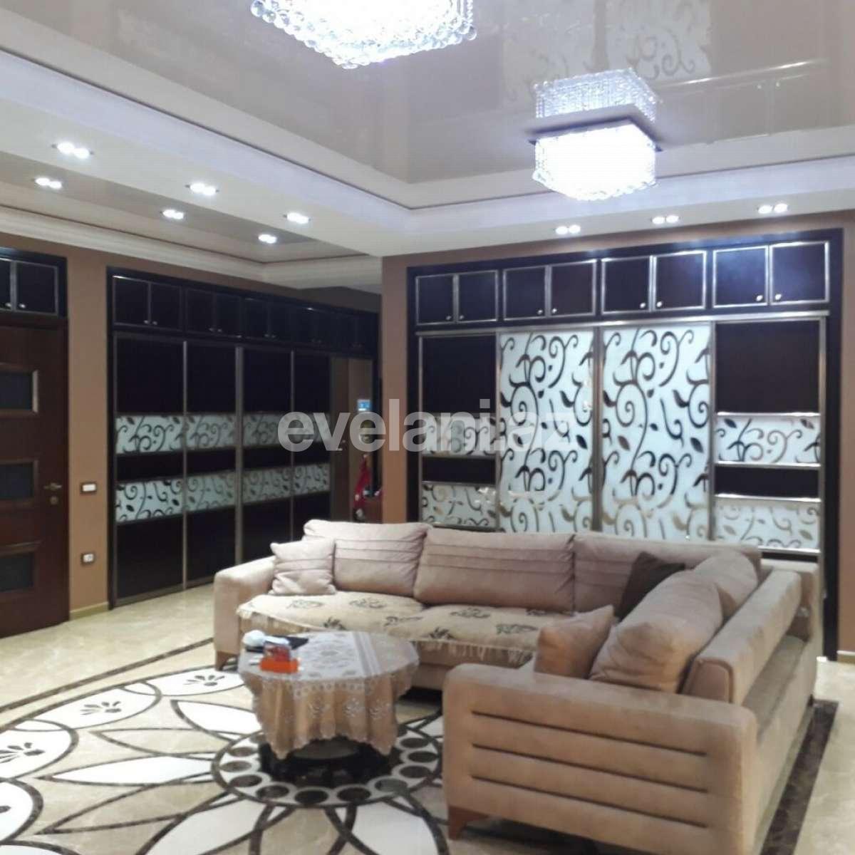 Satılır, yeni tikili, 6 otaqlı, 220 m², 28 may m.