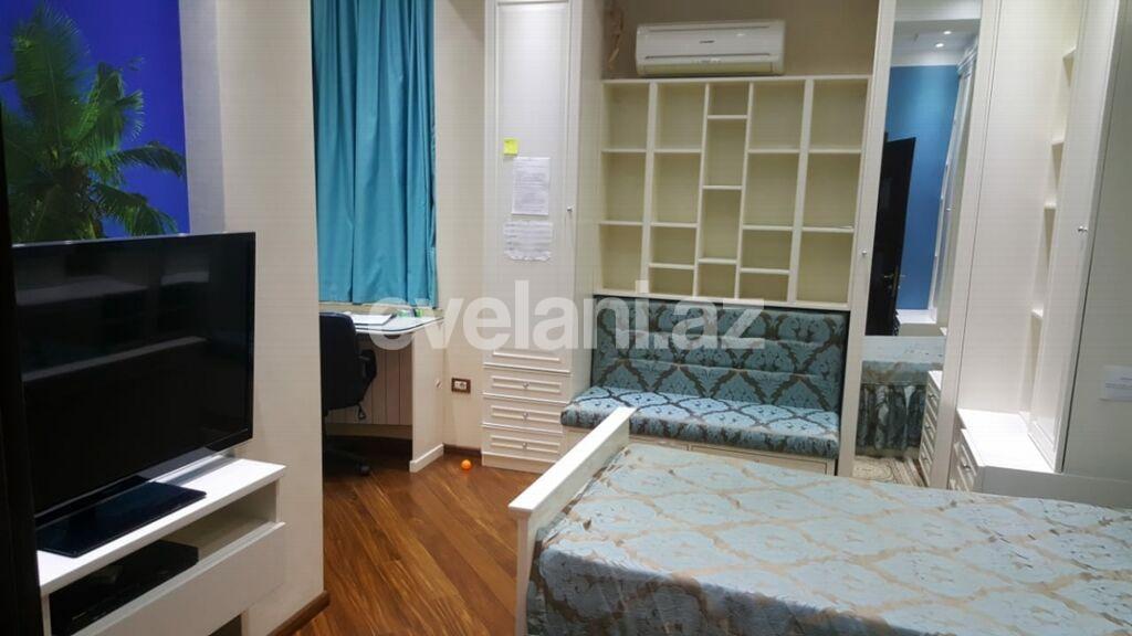 Satılır, yeni tikili, 6 otaqlı, 220 m², 28 may m.