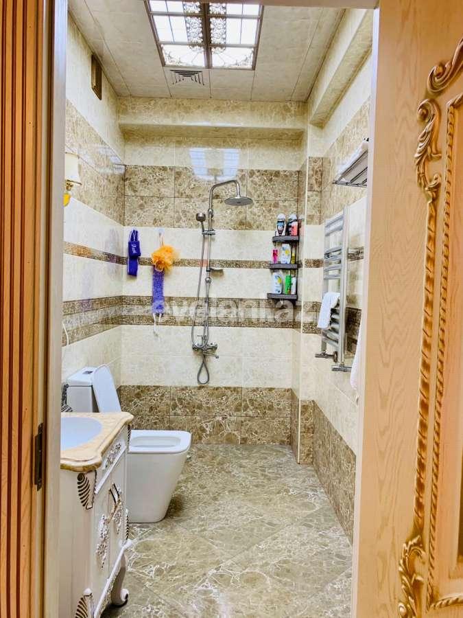 Satılır, yeni tikili, 4 otaqlı, 170 m², Şah İsmayıl Xətai m.