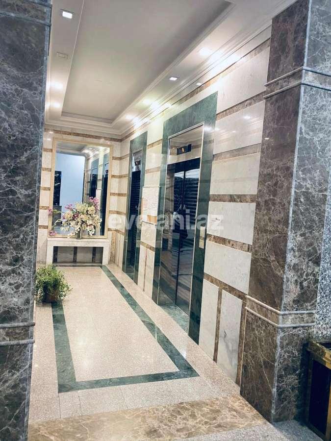 Satılır, yeni tikili, 5 otaqlı, 192 m², Nizami m.