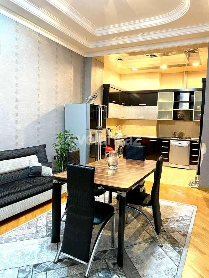 Satılır, yeni tikili, 5 otaqlı, 192 m², Nizami m.