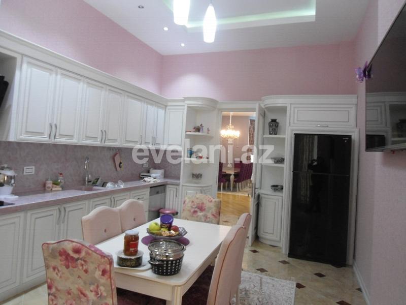 Satılır, villa, 7 otaqlı, 870 m², Şüvəlan q.