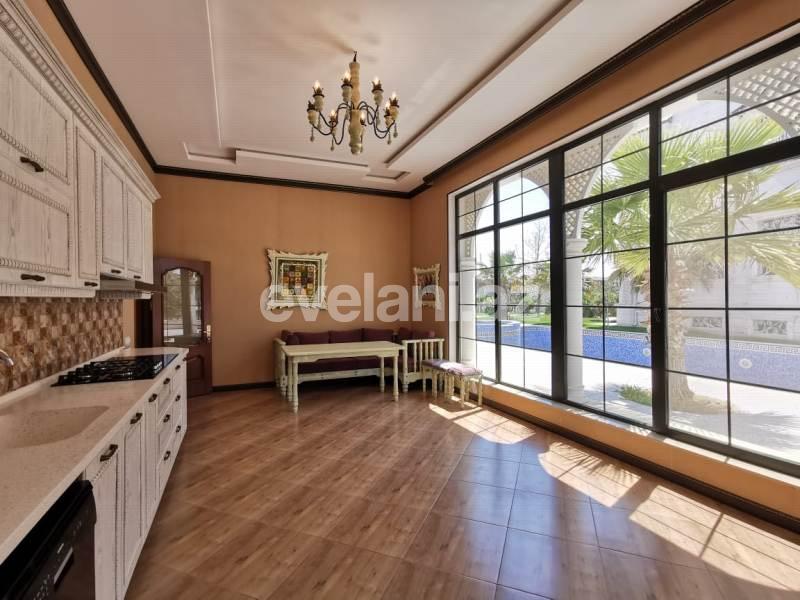 Satılır, villa, 10 otaqlı, 900 m², Şüvəlan q.