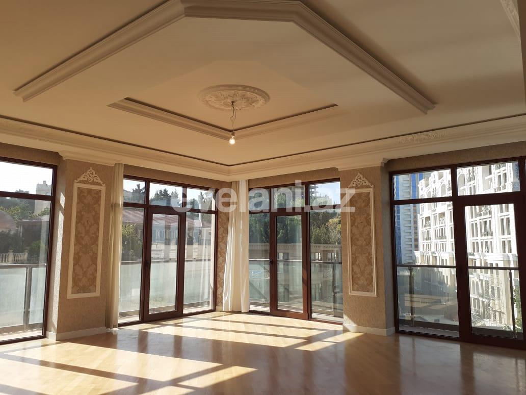 Satılır, yeni tikili, 4 otaqlı, 200 m², Nizami m.