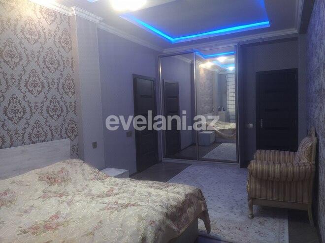 Satılır, yeni tikili, 3 otaqlı, 137 m², İnşaatçılar m.