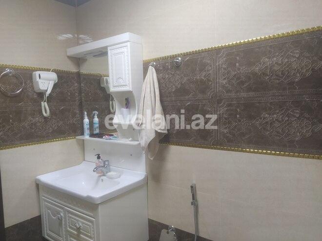 Satılır, yeni tikili, 3 otaqlı, 137 m², İnşaatçılar m.