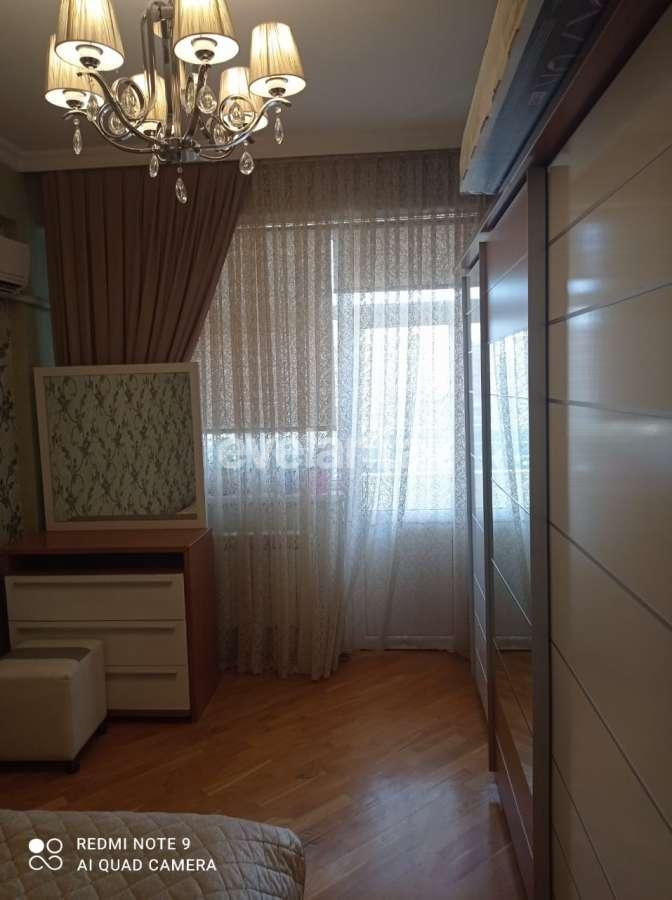 Sale, new building, 2 room, 65 m², Inshaatchilar m.