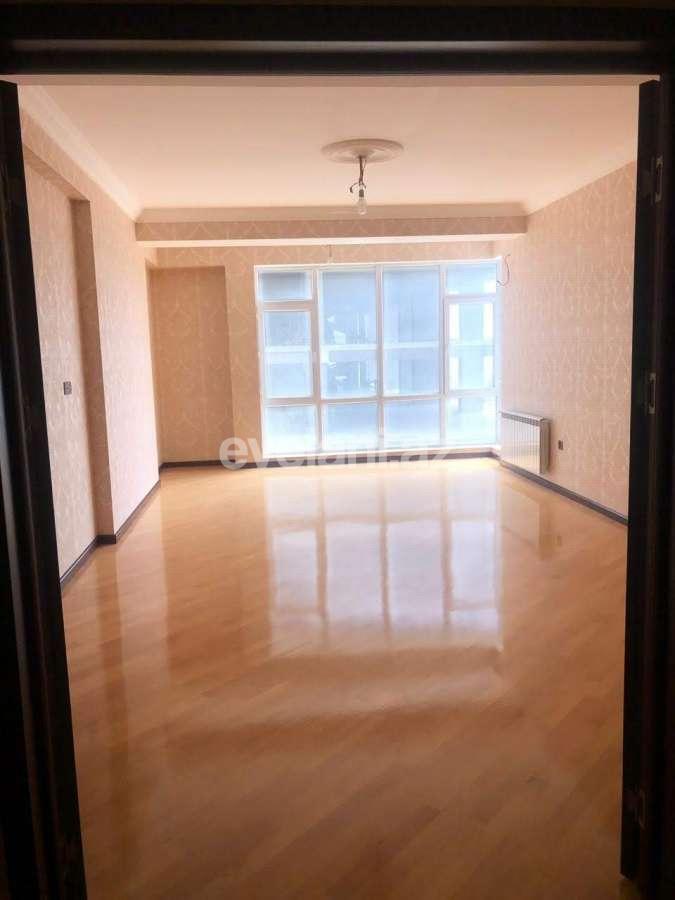 Satılır, yeni tikili, 3 otaqlı, 125 m², Şah İsmayıl Xətai m.