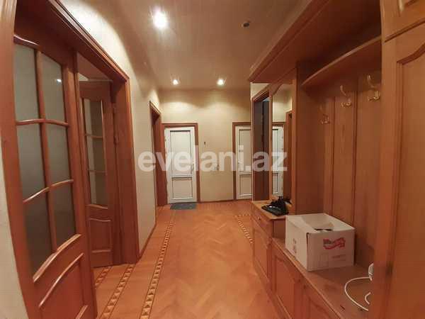 Rent, old building, 3 room, 70 m², Yasamal r.