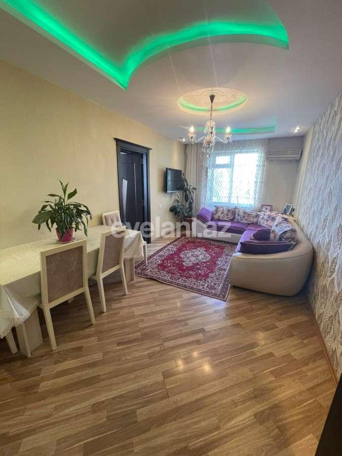 Продаётся, вторичка, 3-комнаты, 72 m², Элмляр Академиясы m.