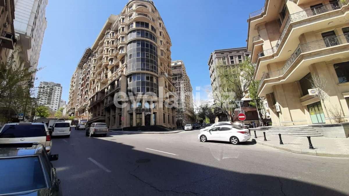 Sale, new building, 5 room, 325 m², Icheri Sheher m.