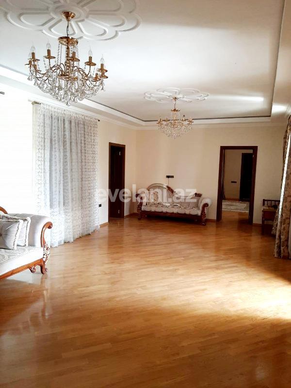 Satılır, villa, 12 otaqlı, 750 m², Qəbələ