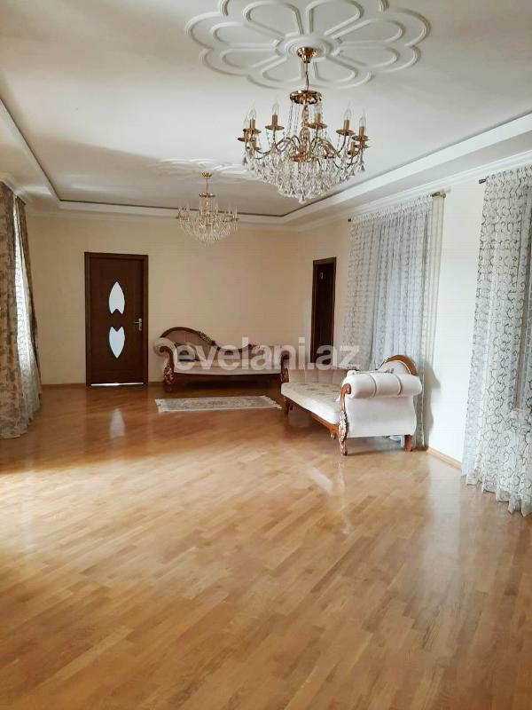 Satılır, villa, 12 otaqlı, 750 m², Qəbələ
