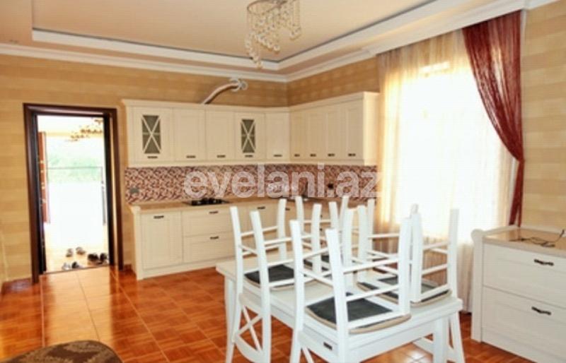 Satılır, villa, 12 otaqlı, 750 m², Qəbələ