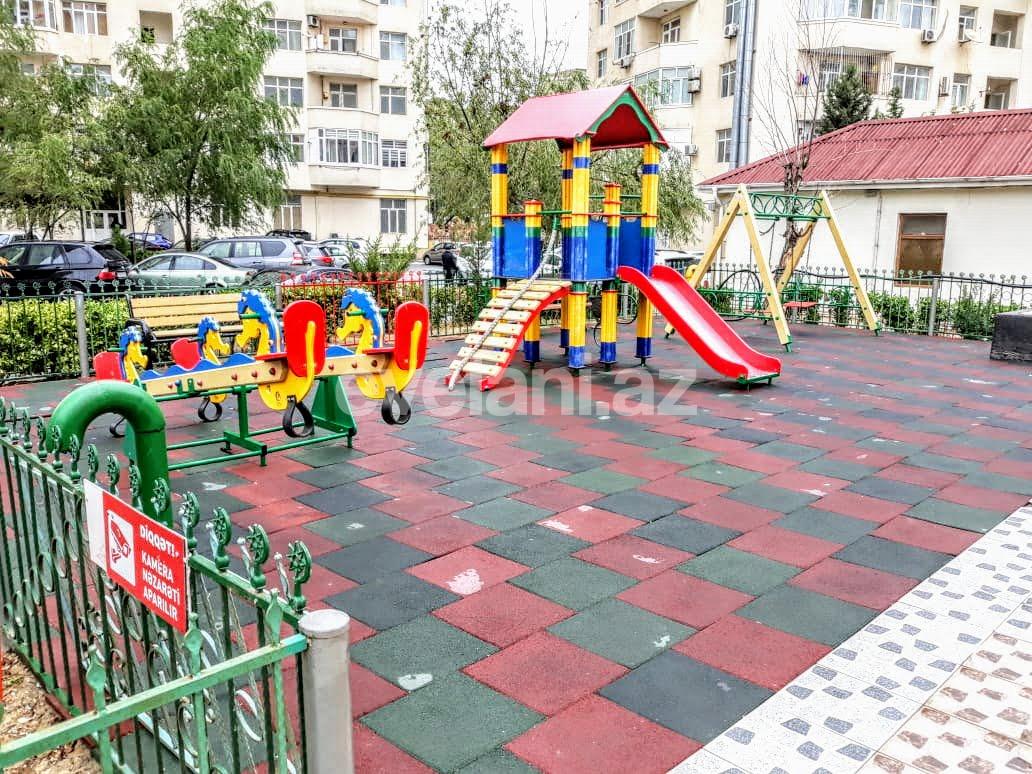 Satılır, yeni tikili, 2 otaqlı, 60 m², Neftçilər m.