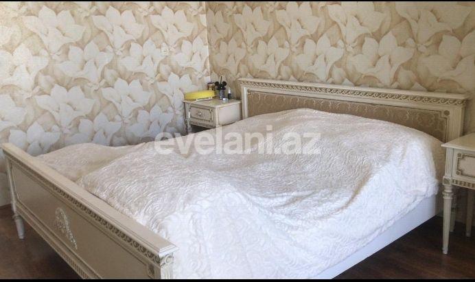Sale, old building, 2 room, 65 m², Sabail r.