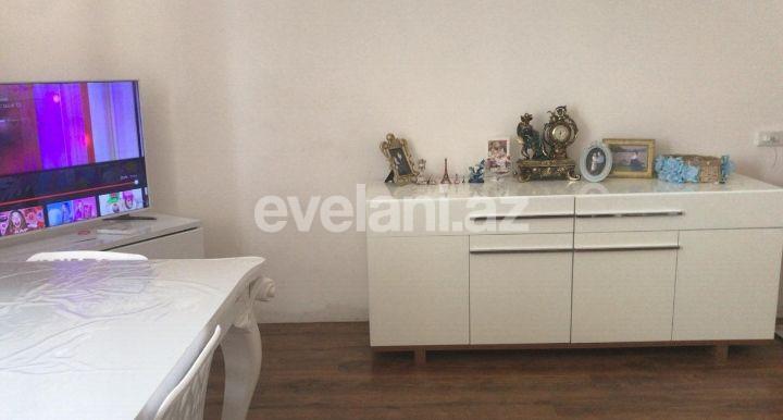Sale, old building, 2 room, 65 m², Sabail r.