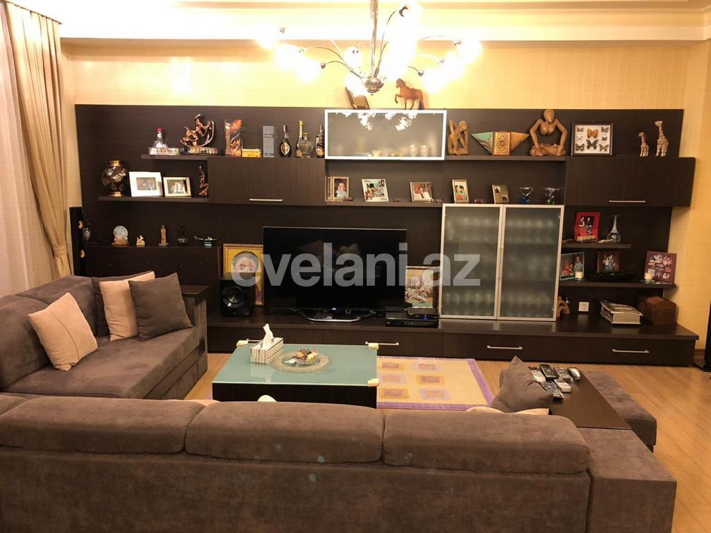 Satılır, yeni tikili, 6 otaqlı, 310 m², 28 may m.