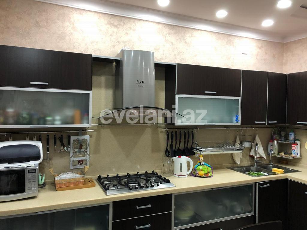 Satılır, yeni tikili, 6 otaqlı, 310 m², 28 may m.