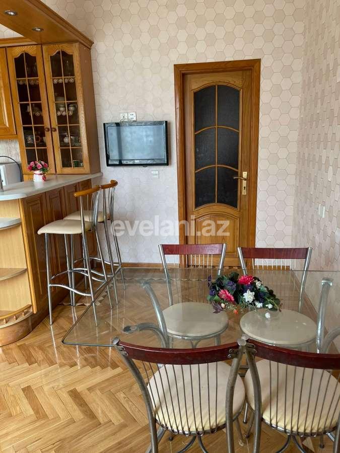 Rent, new building, 3 room, 150 m², Elmlar Akademiyası m.