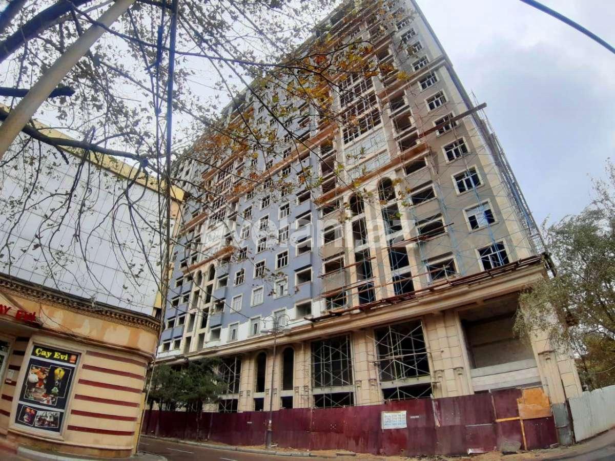 Satılır, yeni tikili, 1 otaqlı, 80 m², Azadlıq prospekti m.