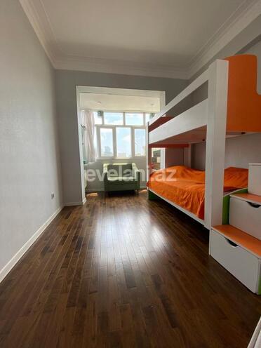 Продаётся, новостройка, 3-комнаты, 105 m², Нефтчиляр m.