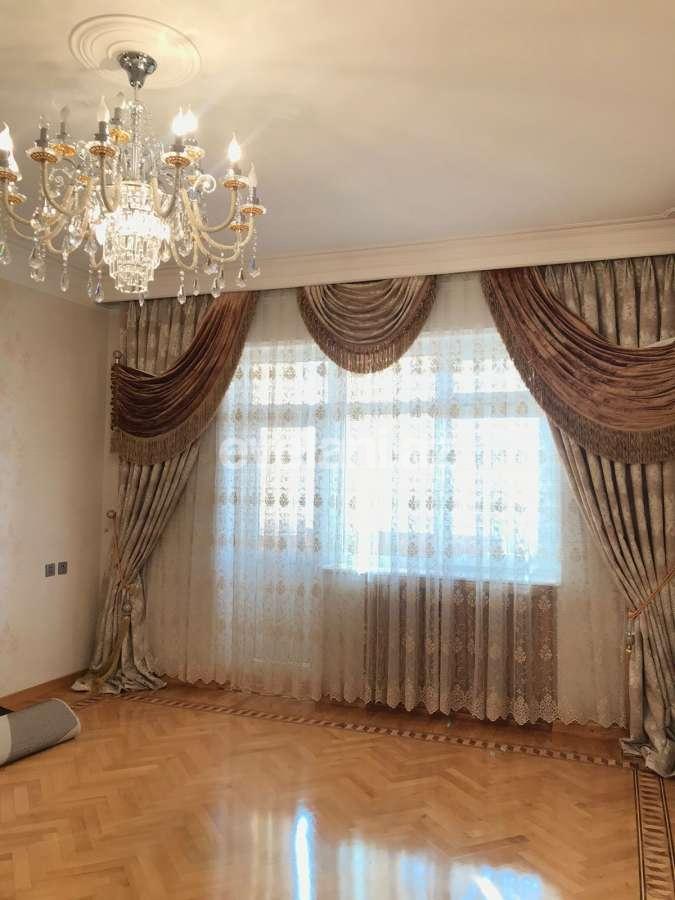 Sale, new building, 3 room, 110 m², Inshaatchilar m.