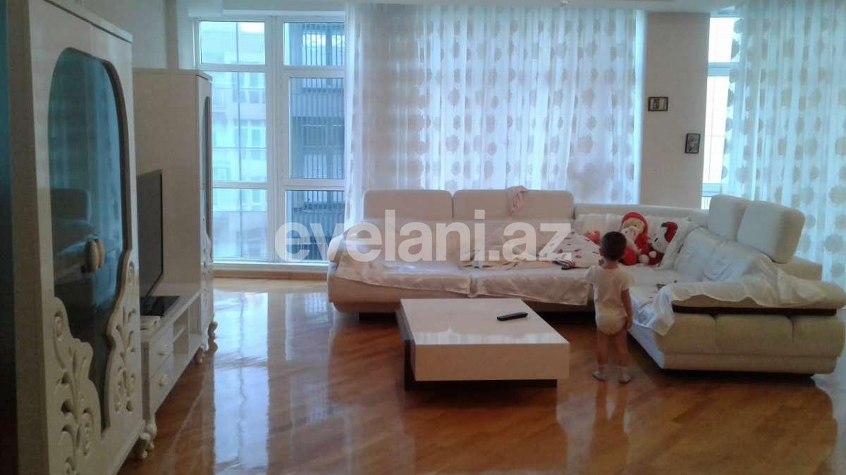 Satılır, yeni tikili, 2 otaqlı, 123 m², Şah İsmayıl Xətai m.