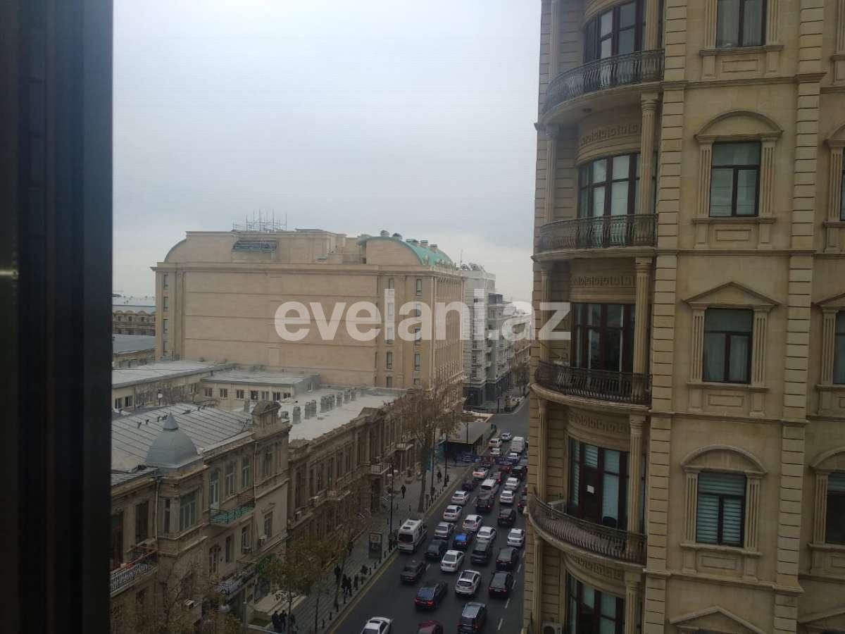 Satılır, yeni tikili, 4 otaqlı, 258 m², Sahil m.