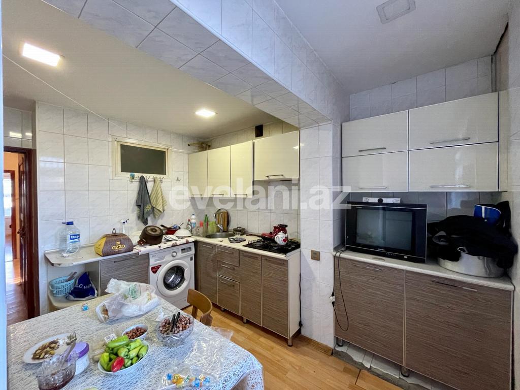 Satılır, köhnə tikili, 3 otaqlı, 80 m², Həzi Aslanov m.